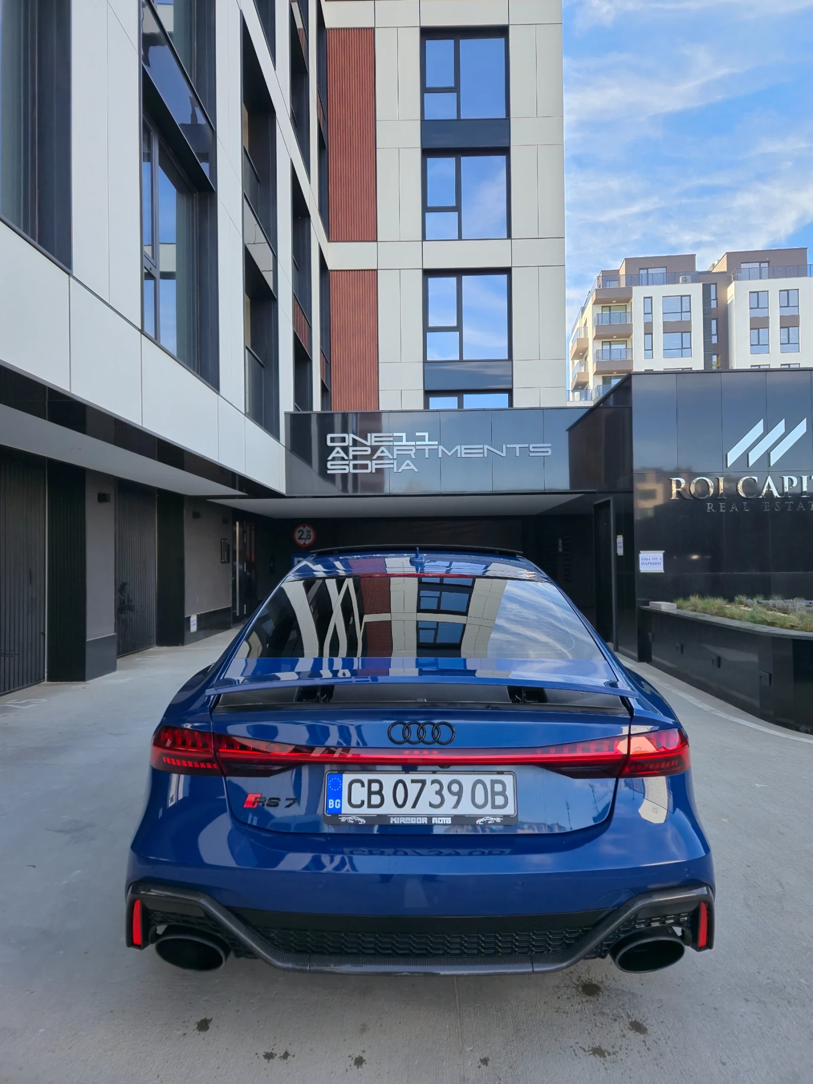 Audi Rs7 4.0 TFSI, снимка 3 - Автомобили и джипове - 55773430
