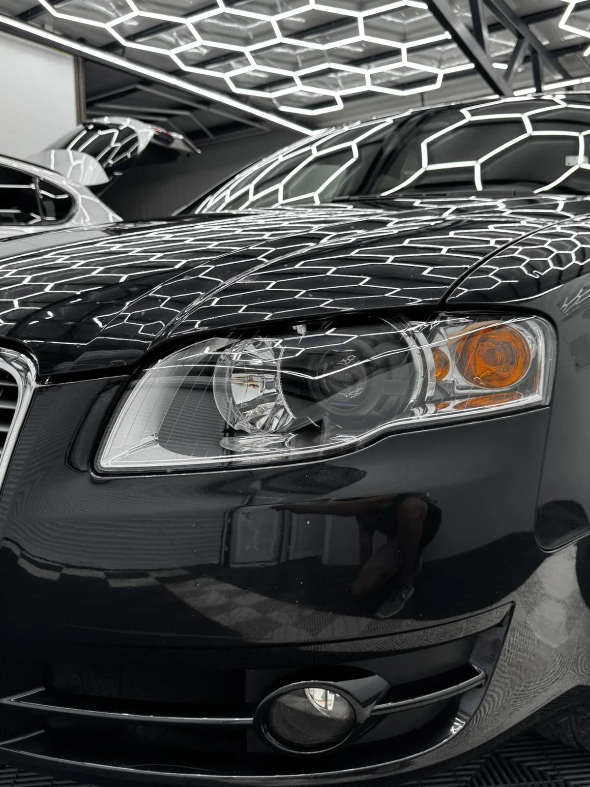 Audi A4, снимка 2 - Автомобили и джипове - 55682613