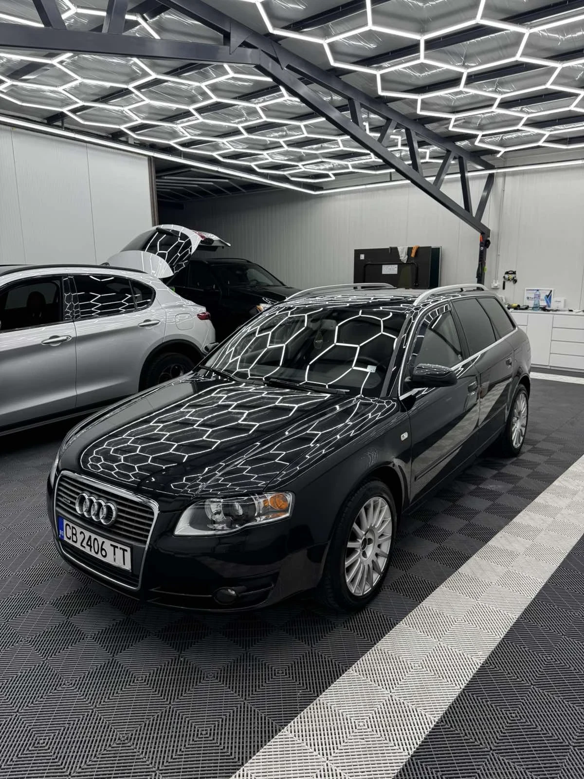 Audi A4, снимка 9 - Автомобили и джипове - 55682613