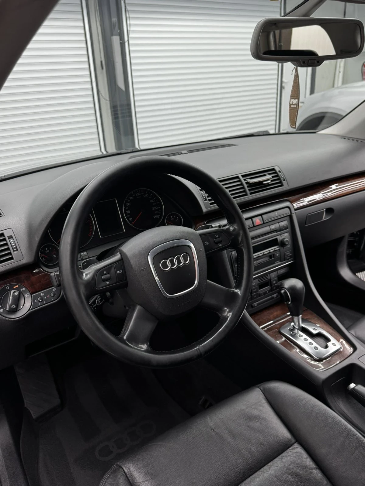 Audi A4, снимка 3 - Автомобили и джипове - 55682613