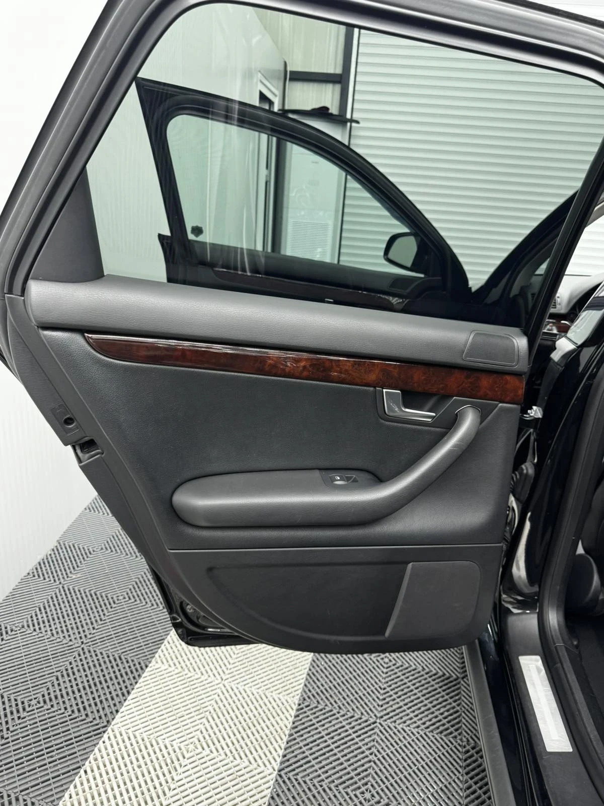 Audi A4, снимка 7 - Автомобили и джипове - 55682613