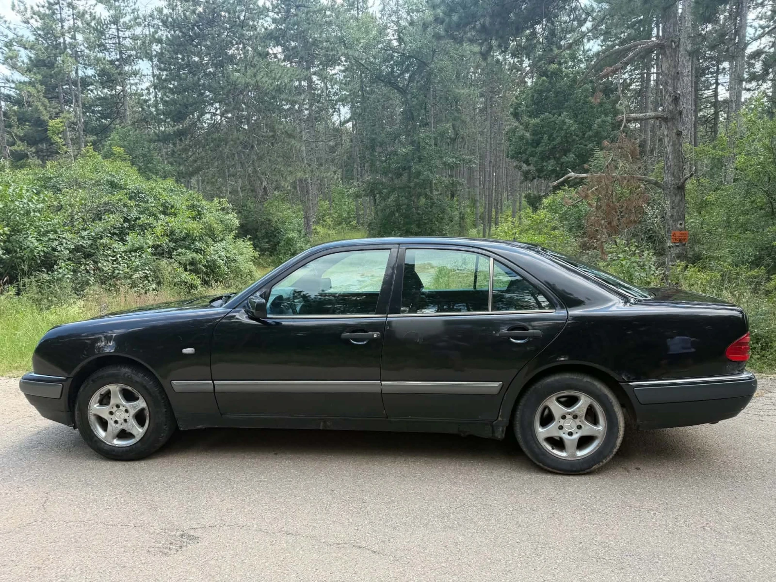 Mercedes-Benz E 290, снимка 2 - Автомобили и джипове - 55754629