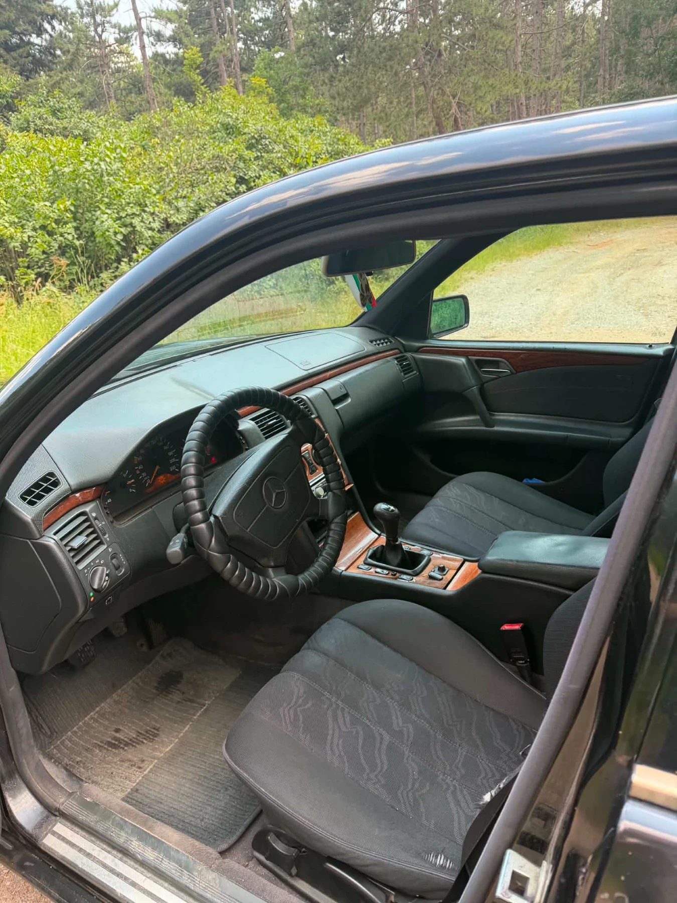 Mercedes-Benz E 290, снимка 6 - Автомобили и джипове - 55754629