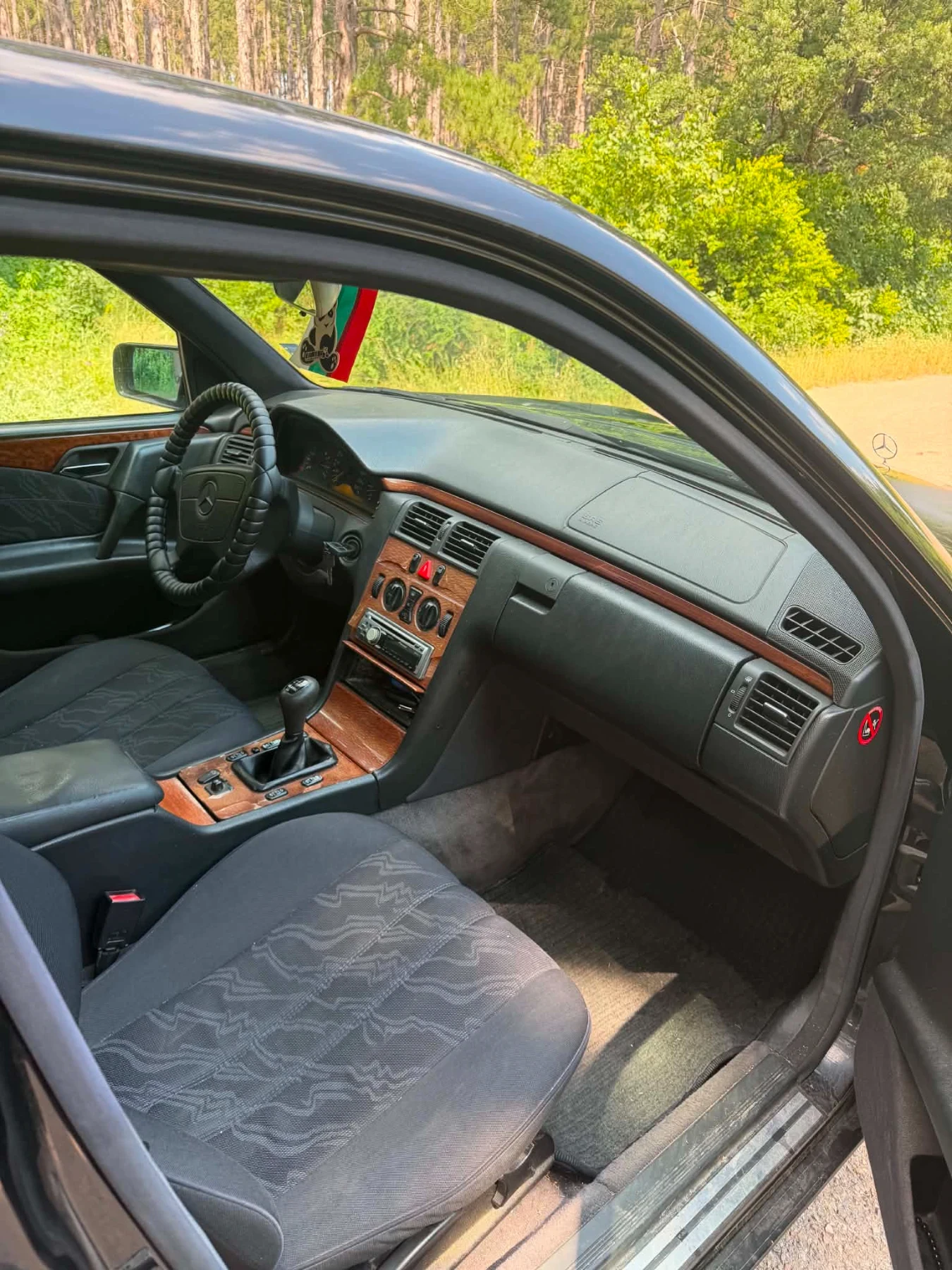 Mercedes-Benz E 290