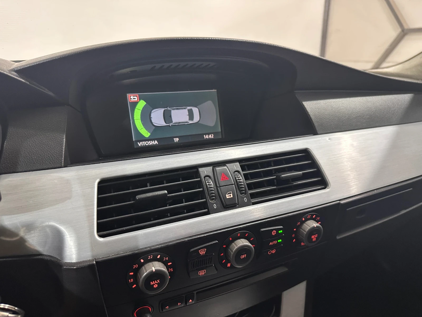BMW 530 AUTO , снимка 10 - Автомобили и джипове - 55901639