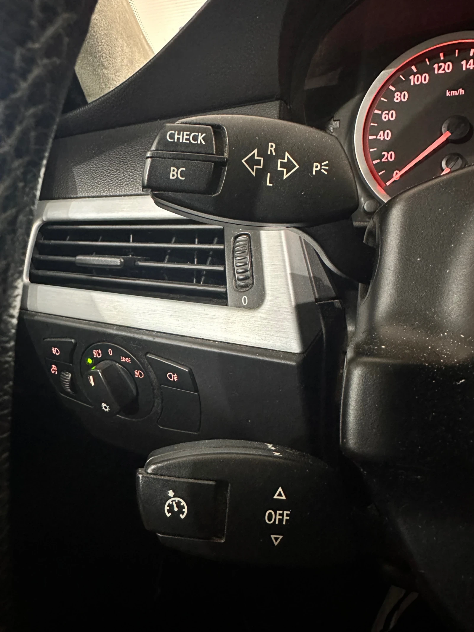 BMW 530 AUTO , снимка 12 - Автомобили и джипове - 55901639
