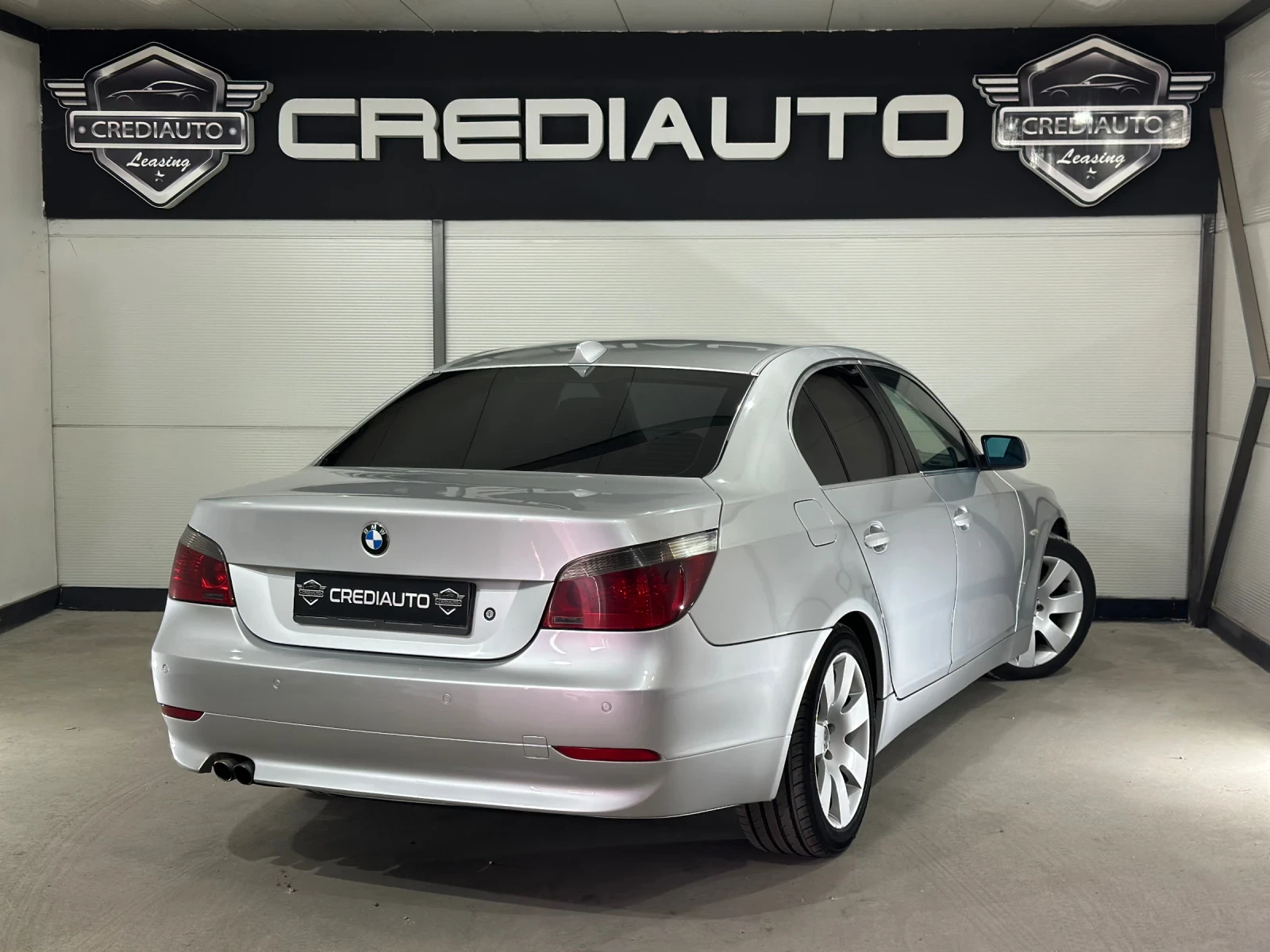 BMW 530 AUTO , снимка 6 - Автомобили и джипове - 55901639