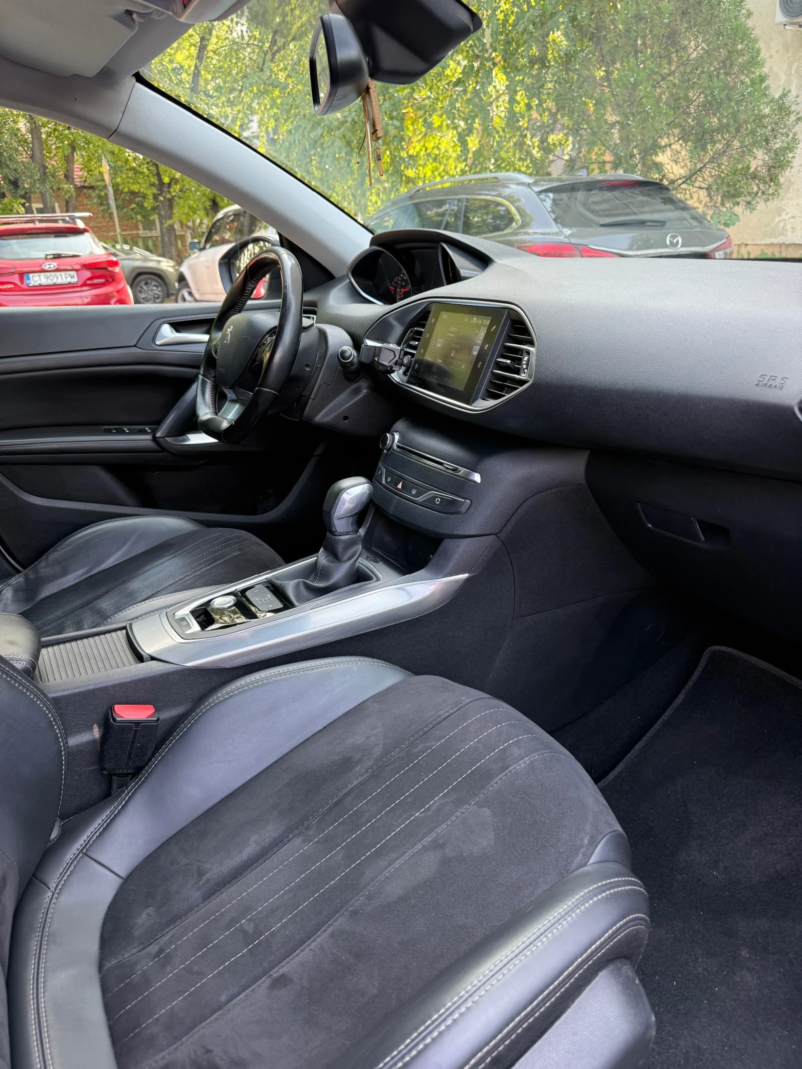 Peugeot 308 HDI GT, снимка 11 - Автомобили и джипове - 56117877