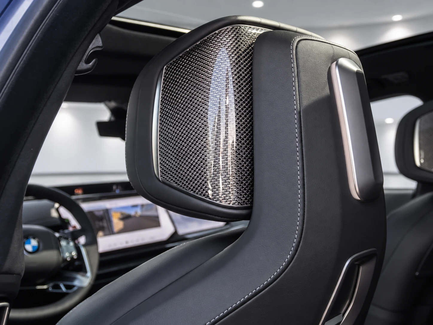 BMW 740 M Sportpaket Pro, снимка 11 - Автомобили и джипове - 56075964