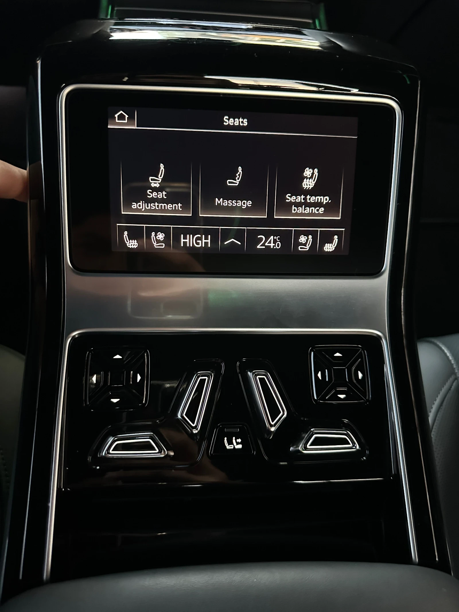 Audi A8 55TFSI L 3TV FULL, снимка 13 - Автомобили и джипове - 56242325