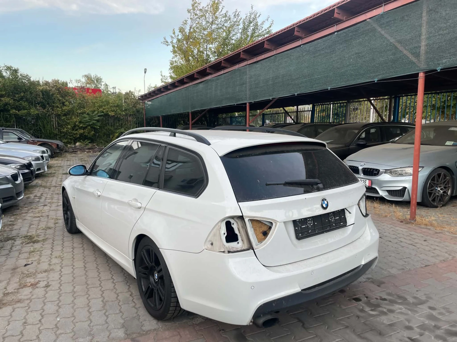 BMW 318, снимка 2 - Автомобили и джипове - 56659828