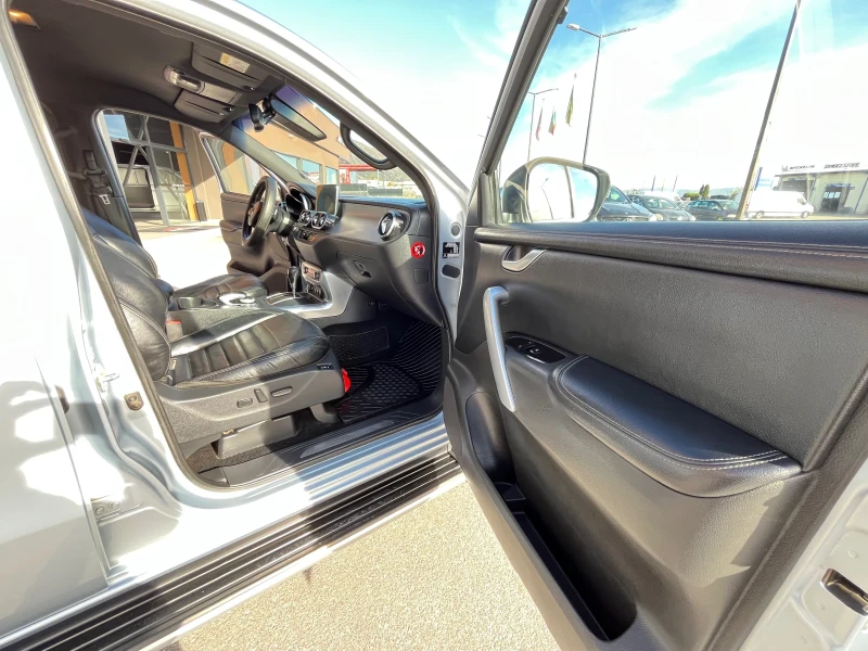 Mercedes-Benz X-Klasse 350d-258к.с;4 MATIC;NAVI;360 КАМЕРА;ПОДГРЕВ;Keyle, снимка 14 - Автомобили и джипове - 52249592