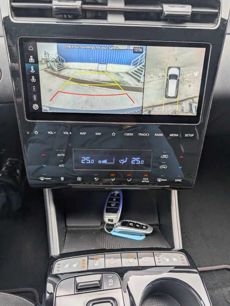 Hyundai Tucson 1.6Crdi N-LINE, снимка 10 - Автомобили и джипове - 53496544