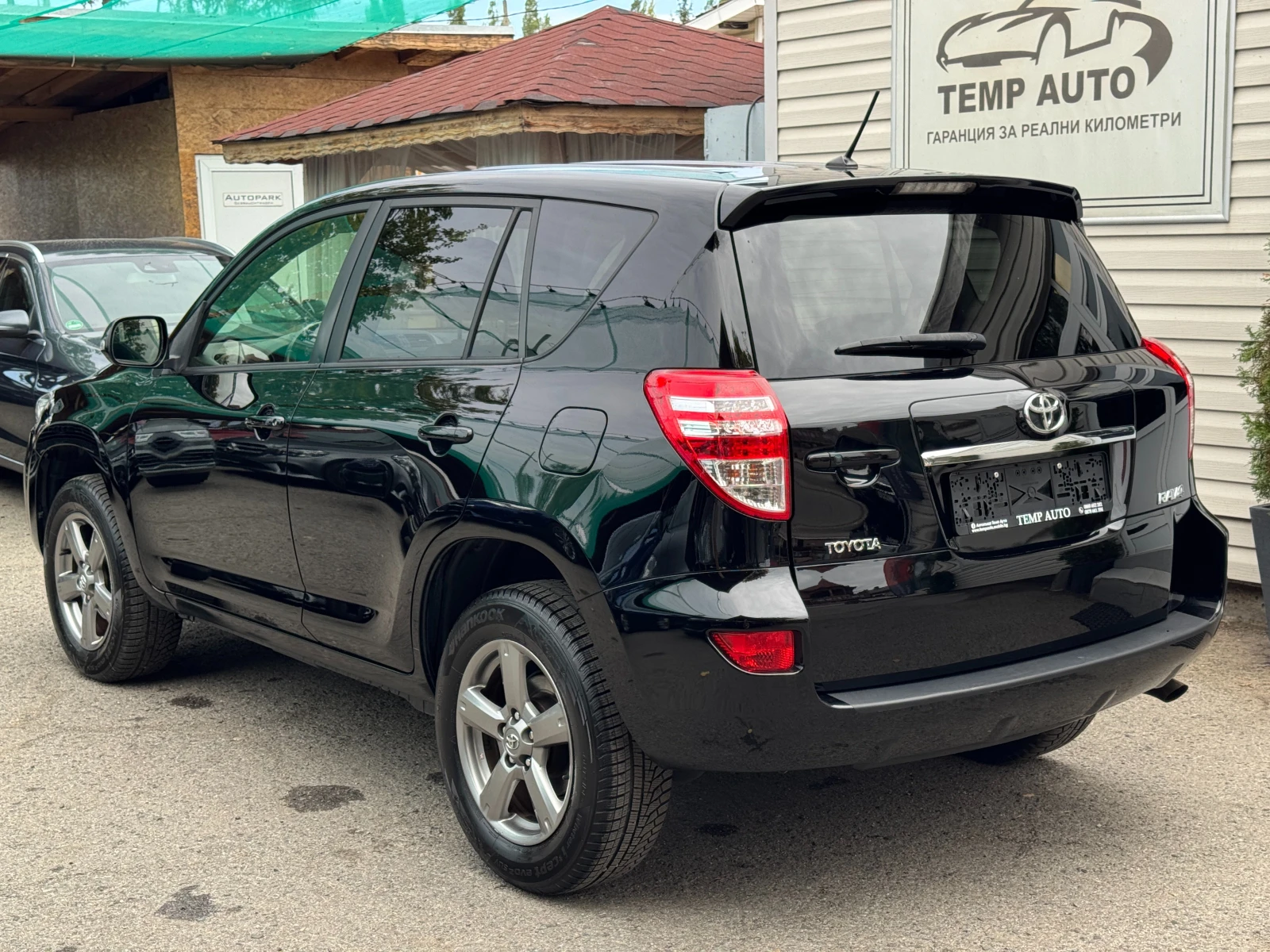 Toyota Rav4 2.0i* 4x4* СЕРВИЗНА КНИЖКА С ПЪЛНА ИСТОРИЯ  - изображение 6