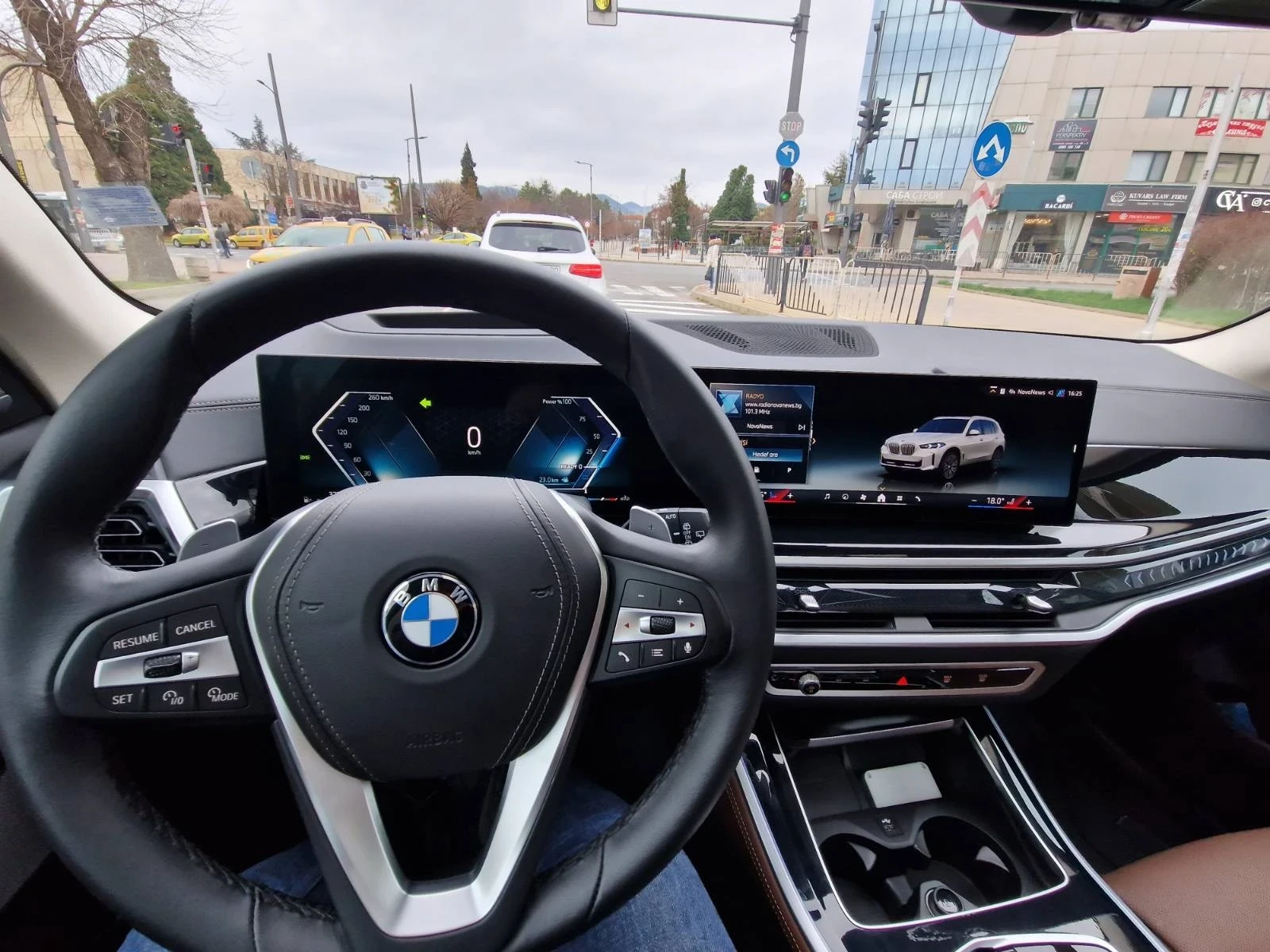 BMW X5 xDrive40i 6+ 1 - изображение 7