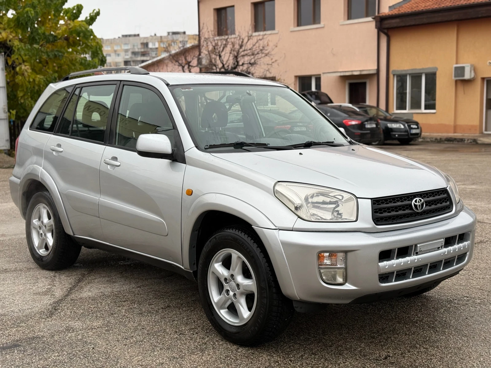 Toyota Rav4  /   | Mobile.bg   3