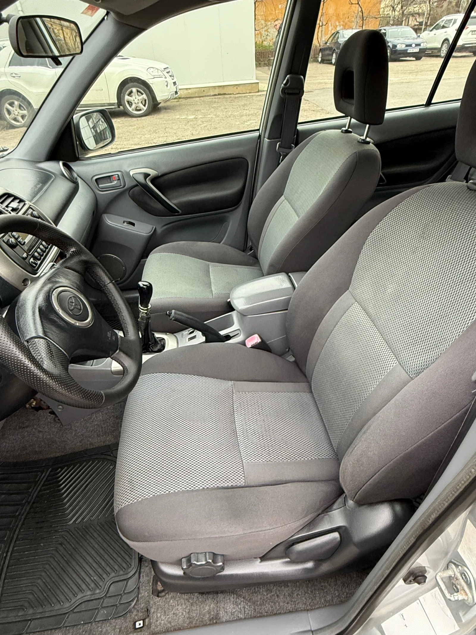 Toyota Rav4  /   | Mobile.bg   11