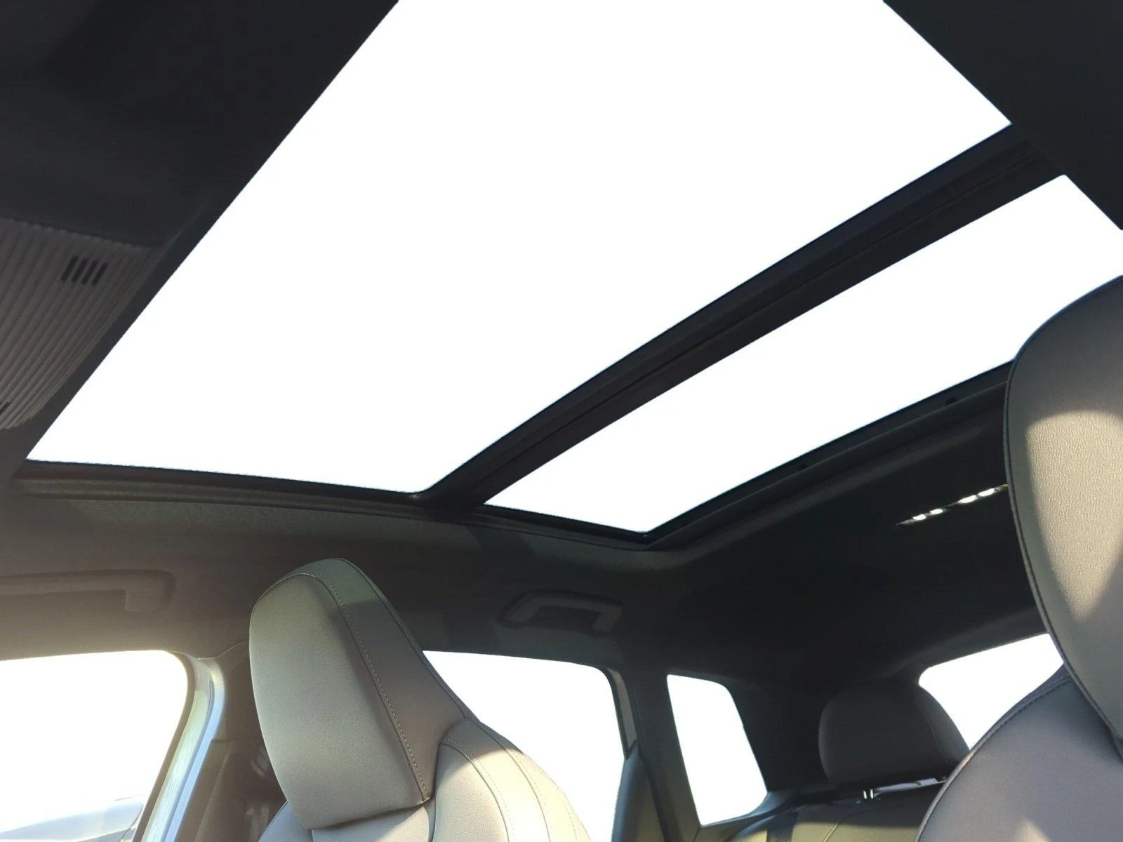 Audi Q3 35 TDI S-LINE PANORAMA ACC, снимка 9 - Автомобили и джипове - 53740295