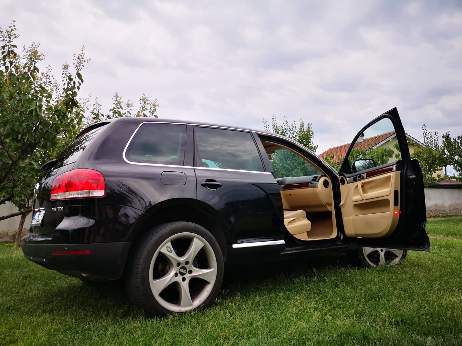VW Touareg Vw Touareg 3.0 TDI V6 225 кс., снимка 5 - Автомобили и джипове - 54043655