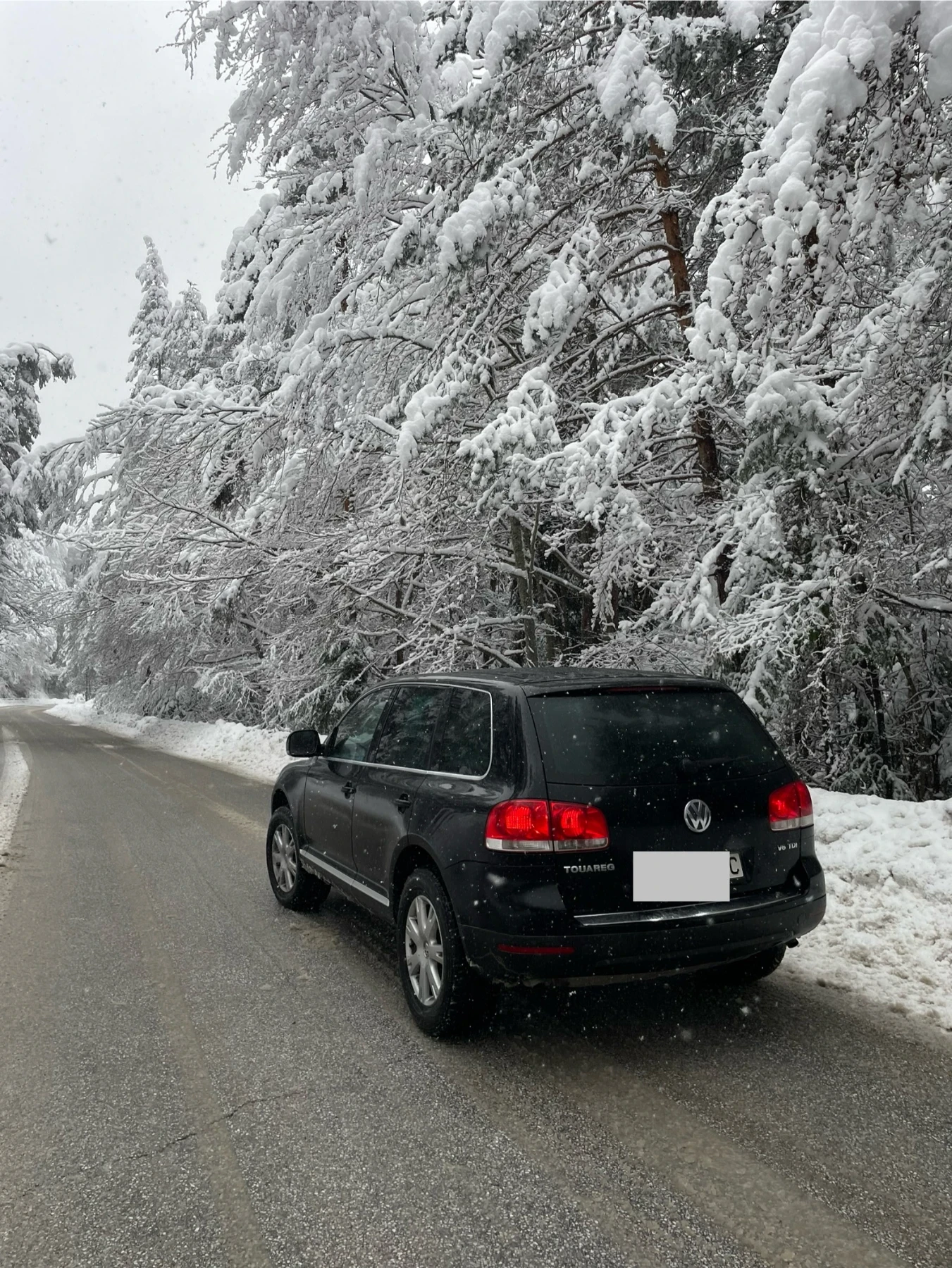 VW Touareg Vw Touareg 3.0 TDI V6 225 кс., снимка 2 - Автомобили и джипове - 54043655