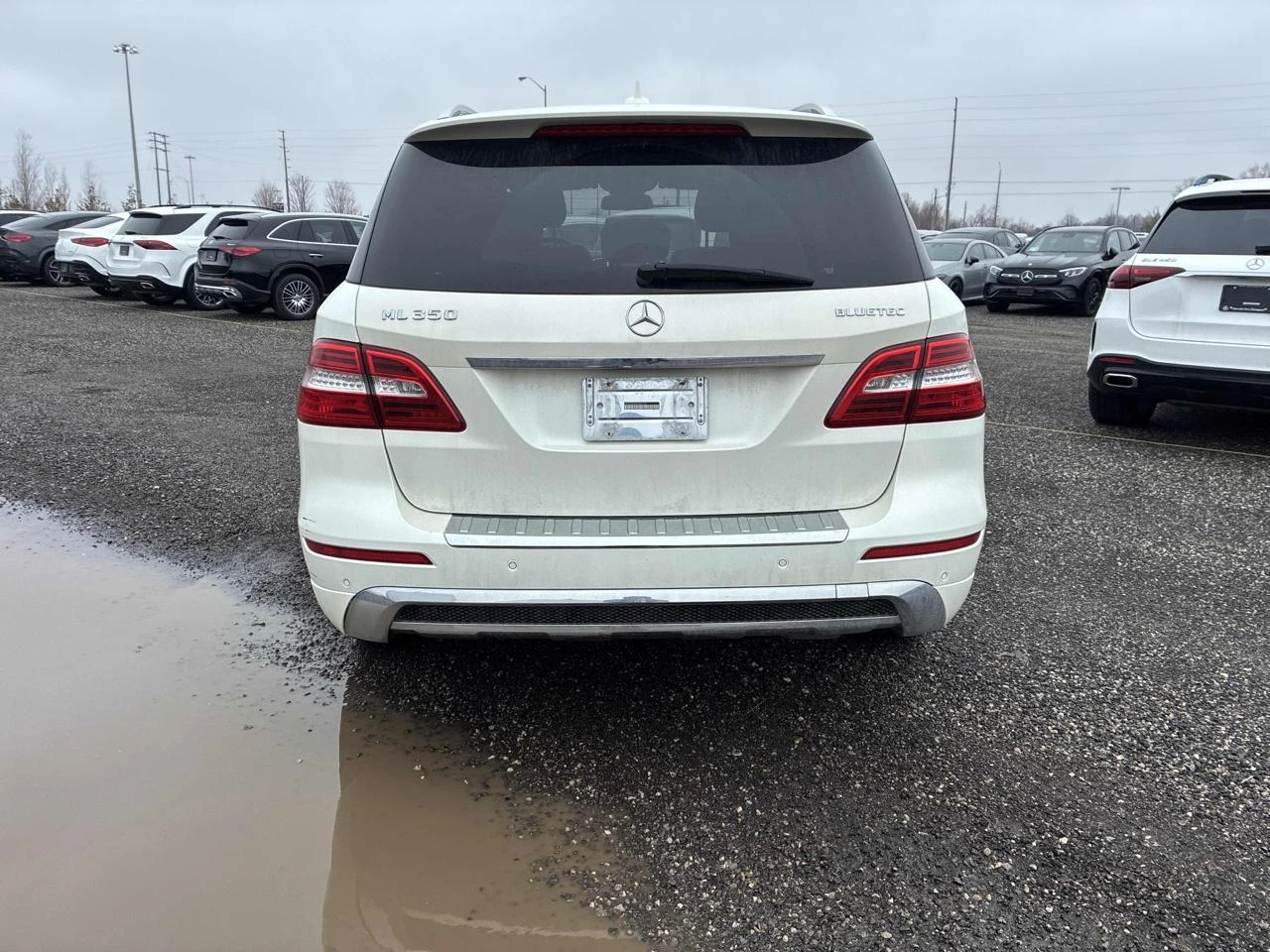 Mercedes-Benz ML 350 BlueTech* 360* Distronic* Пано* H&K* Въздух, снимка 4 - Автомобили и джипове - 54079360