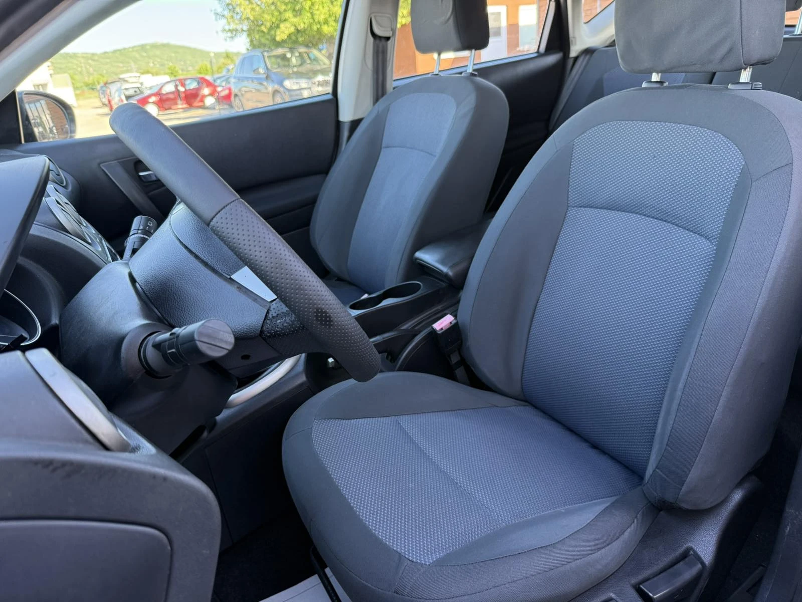 Nissan Qashqai 1.6i GAZ FaceLift, снимка 8 - Автомобили и джипове - 54561048
