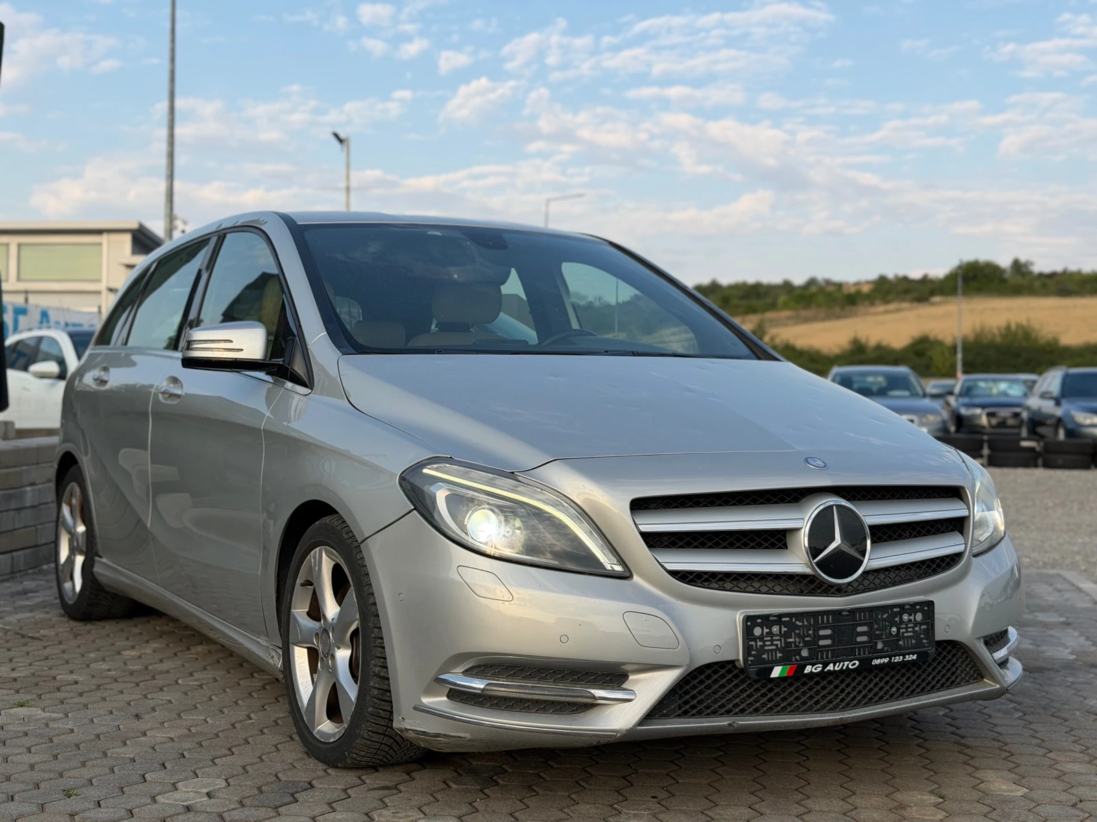 Mercedes-Benz B 180 * 1.8-110* ИТАЛИЯ* EURO 5* NAVI* CAMERA* , снимка 3 - Автомобили и джипове - 55123575