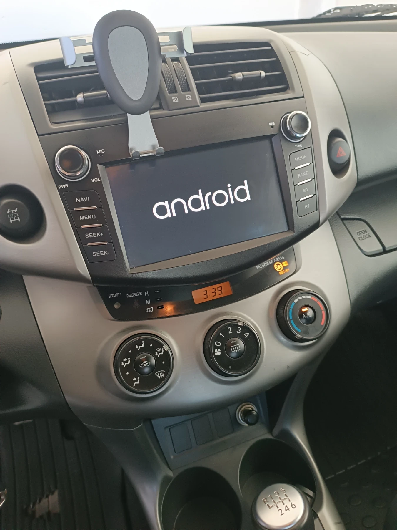 Toyota Rav4 2, 2 D4D, снимка 8 - Автомобили и джипове - 55657870