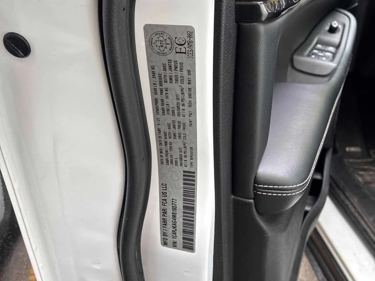 Jeep Grand cherokee * Altitude * CARFAX * ����� �� ����������� | Mobile.bg � ����������� 10