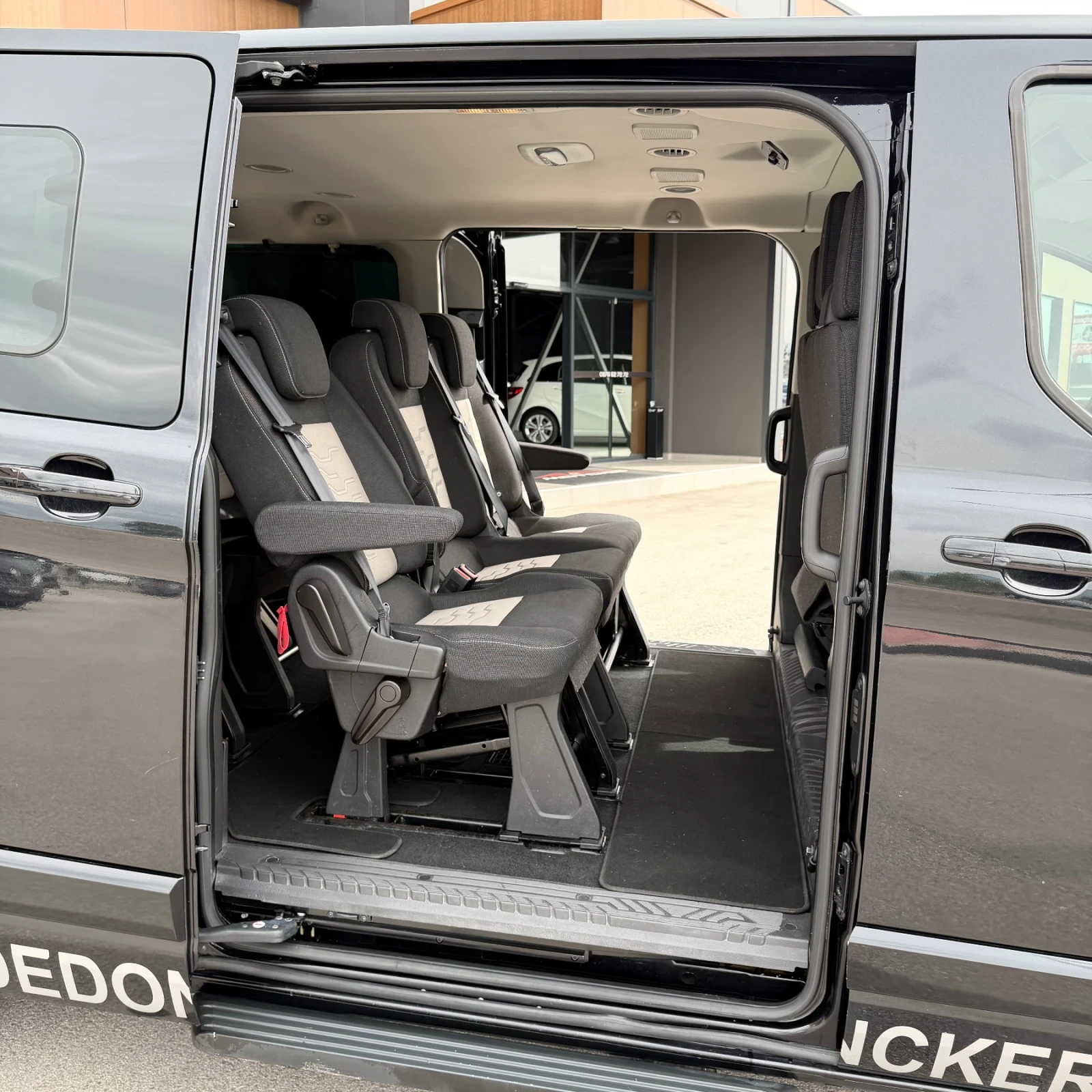 Ford Transit Custom 9-МЕСТА;ДЪЛГА БАЗА;ДВЕ ПЛЪЗГАЩИ СТР. ВРАТИ;ТЕМПОМА, снимка 13 - Бусове и автобуси - 54270570
