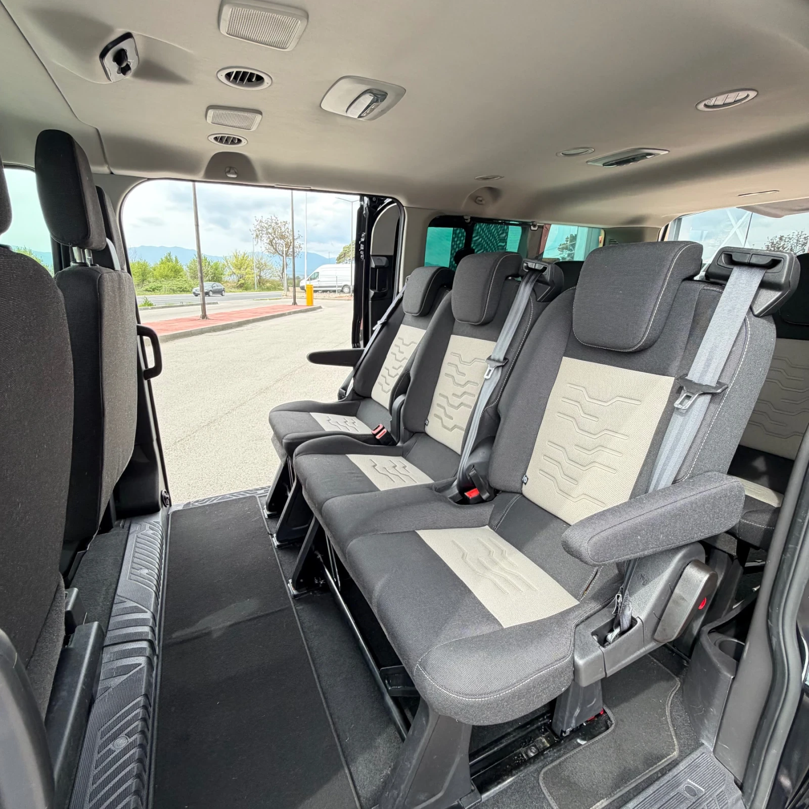 Ford Transit Custom 9-МЕСТА;ДЪЛГА БАЗА;ДВЕ ПЛЪЗГАЩИ СТР. ВРАТИ;ТЕМПОМА, снимка 11 - Бусове и автобуси - 54270570