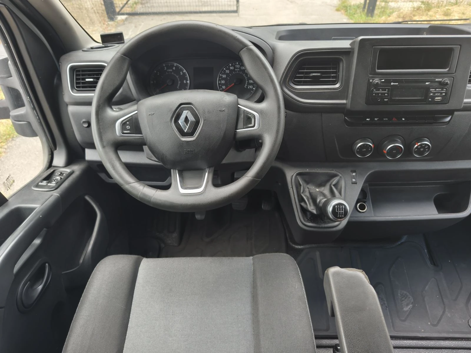 Renault Master 10 ПАЛЕТА//ОБСЛУЖЕН//.ДВОЙНА КАБИНА//* ЛИЗИНГ, снимка 8 - Бусове и автобуси - 55609825