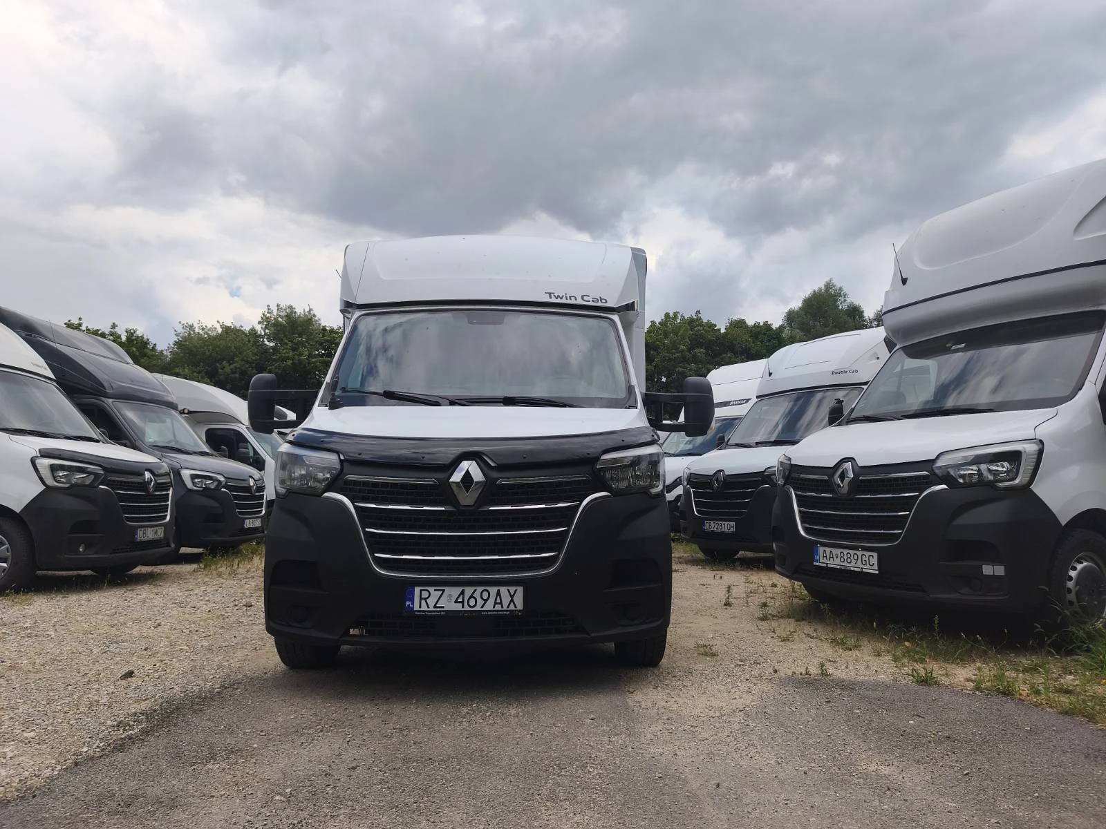Renault Master 10 ПАЛЕТА//ОБСЛУЖЕН//.ДВОЙНА КАБИНА//* ЛИЗИНГ, снимка 2 - Бусове и автобуси - 55609825