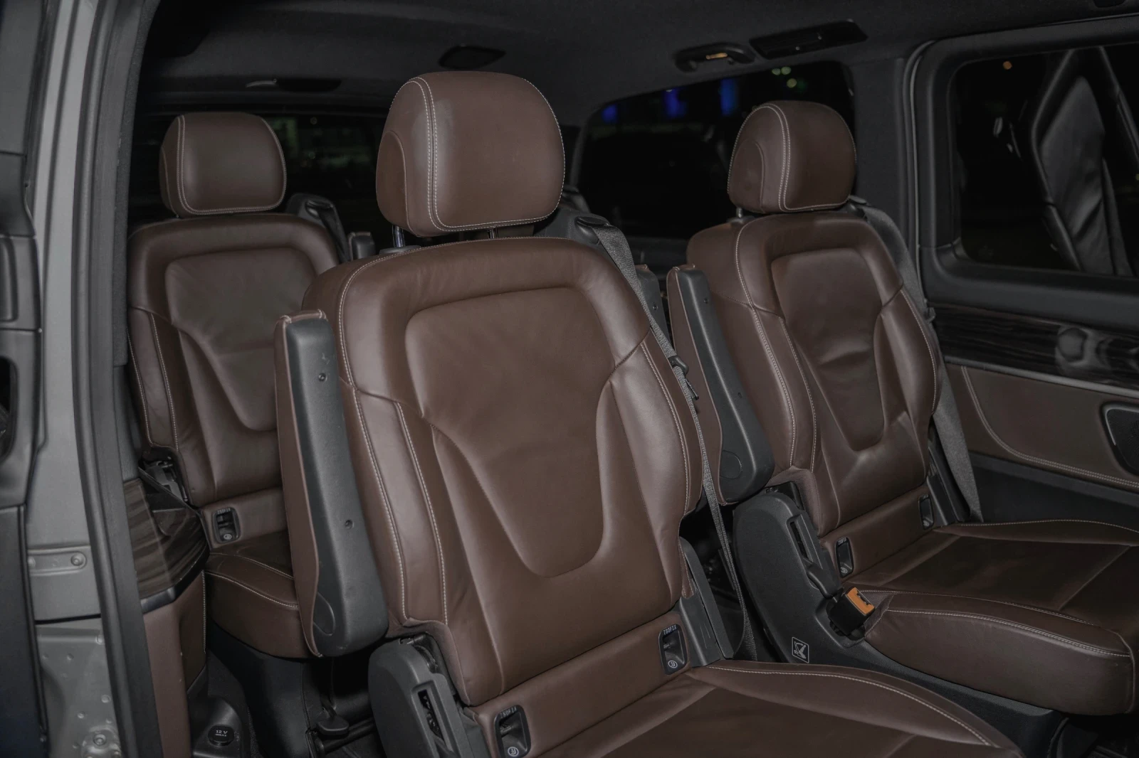 Mercedes-Benz V 250 Edition One , снимка 9 - Бусове и автобуси - 56152135