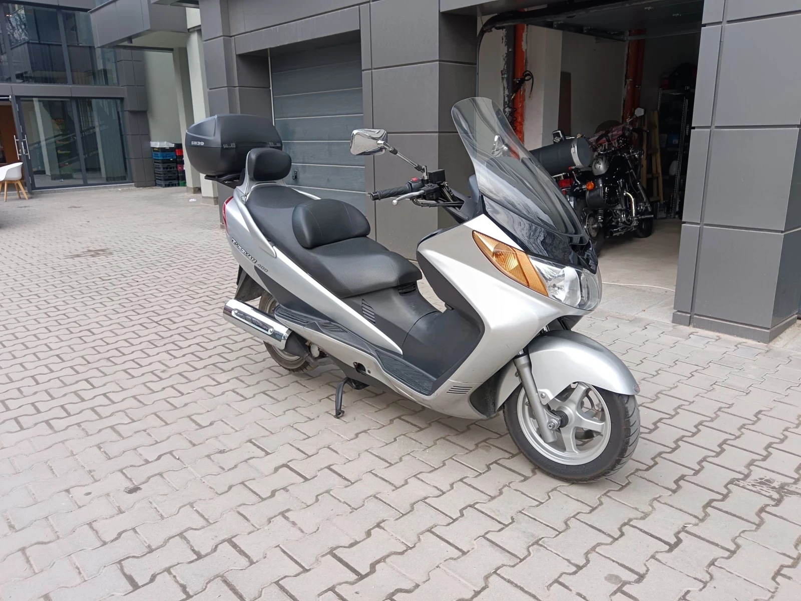 Suzuki Burgman 400, снимка 2 - Мотоциклети и мототехника - 53989398