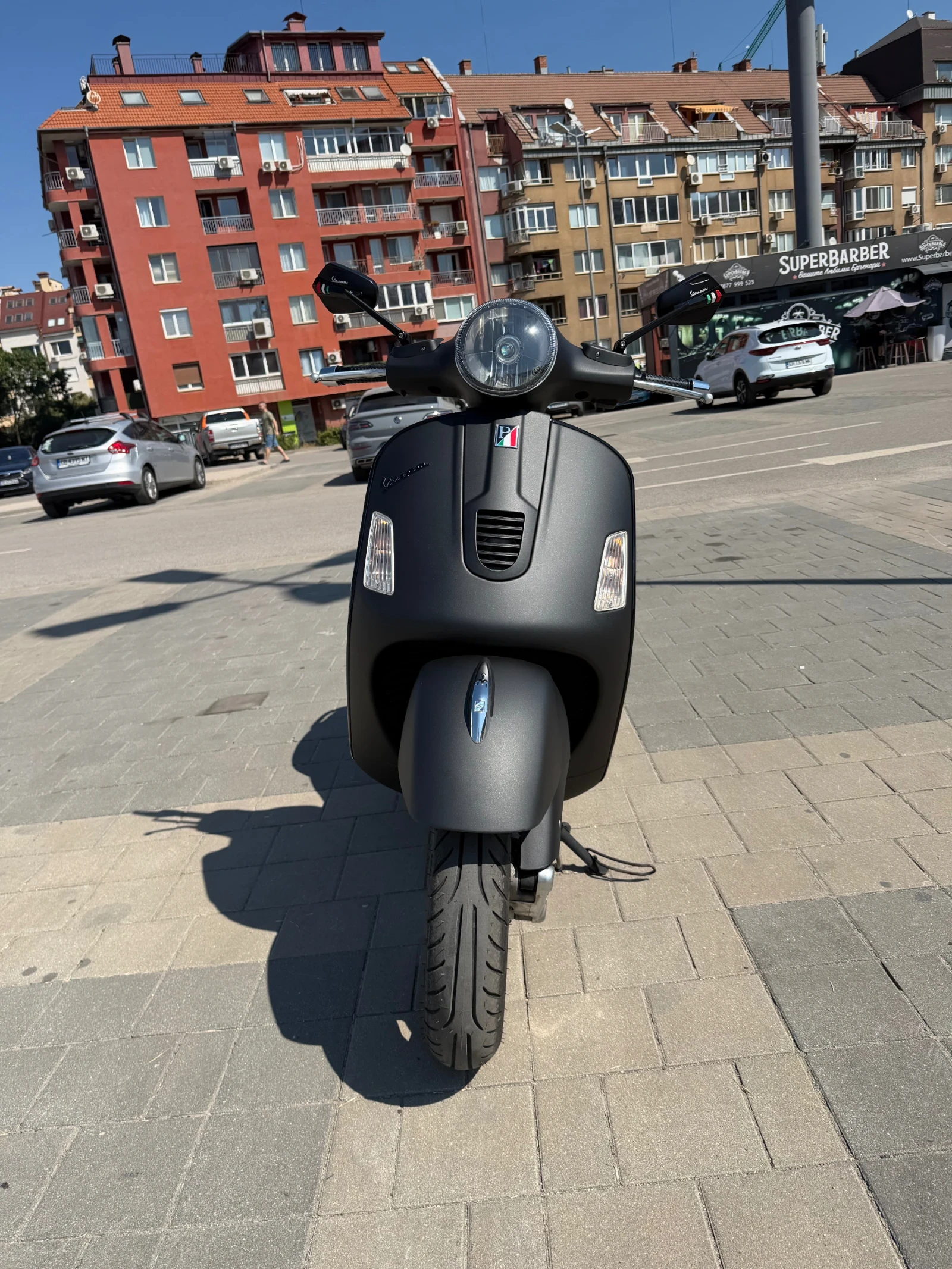 Vespa 300 GTS, снимка 3 - Мотоциклети и мототехника - 55630825