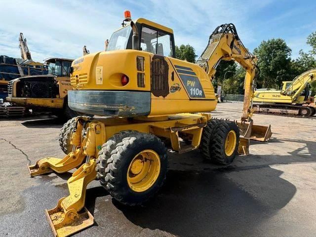 Багер Komatsu PW110R, снимка 4 - Индустриална техника - 47188705