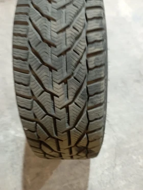 Гуми с джанти  225/40R18, снимка 2