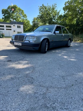 Mercedes-Benz 124 Е200, снимка 4