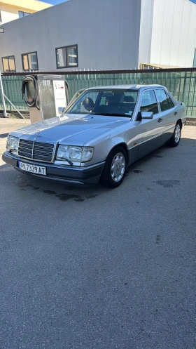 Mercedes-Benz 124 Е200, снимка 1