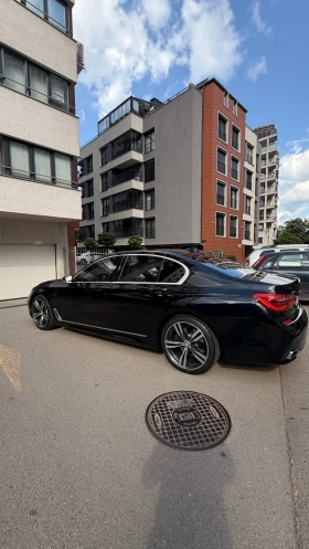 BMW 750 БМВ с пълна сервизна история, снимка 4