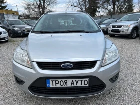     Ford Focus 1.8i* * 