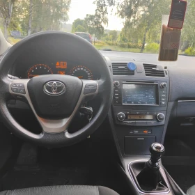 Обява за продажба на Toyota Avensis 1.8 VVTI ~11 000 лв. - изображение 8