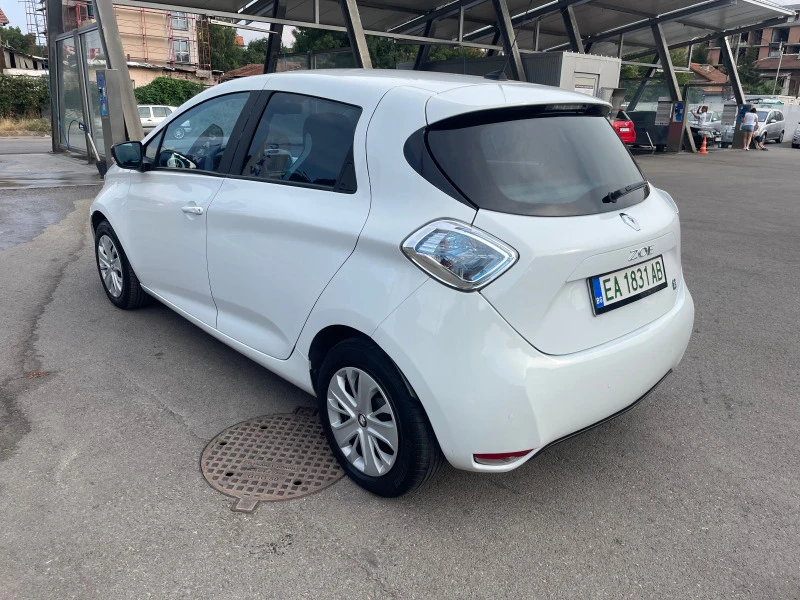 Renault Zoe РЕГИСТРИРАН, снимка 3 - Автомобили и джипове - 47434306