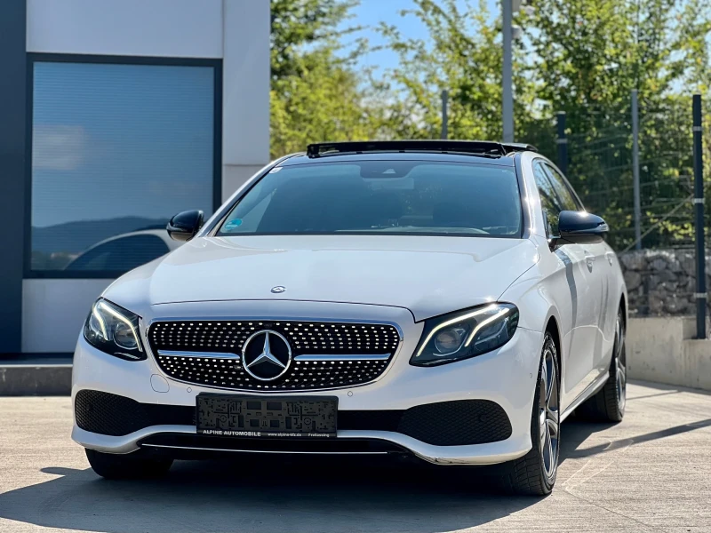 Mercedes-Benz E 220 * WIDESCREEN* ПАНОРАМА* ПОДГРЕВ* DIAMOND GRILL* , снимка 3 - Автомобили и джипове - 46821315