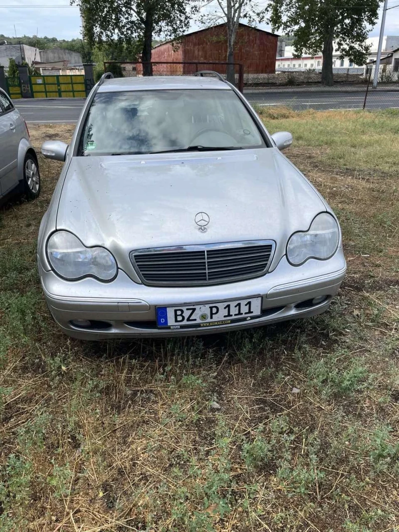 Mercedes-Benz C 180 Kompressor, снимка 16 - Автомобили и джипове - 47338986