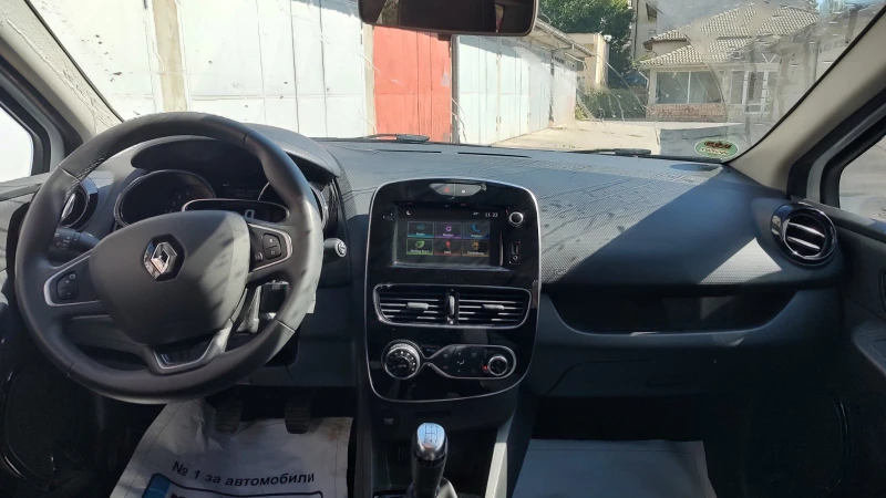 Renault Clio, снимка 7 - Автомобили и джипове - 47371812