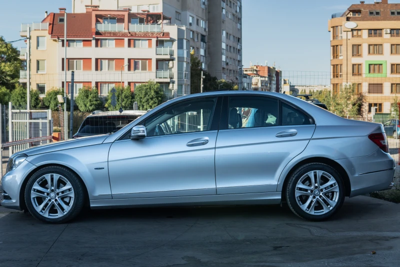 Mercedes-Benz C 220 AMG 220d Реални 179хил.км!!, снимка 7 - Автомобили и джипове - 47448387