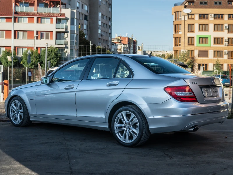 Mercedes-Benz C 220 AMG 220d Реални 179хил.км!!, снимка 6 - Автомобили и джипове - 47448387