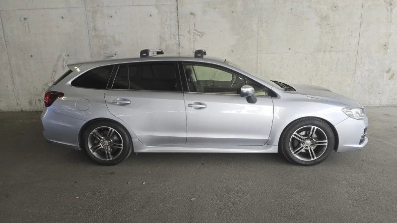 Subaru Levorg 1.6 turbo, снимка 8 - Автомобили и джипове - 47483896